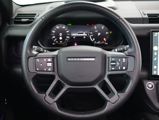 Land Rover Defender 110 3.0 D I6 350 X-Dynamic HSE