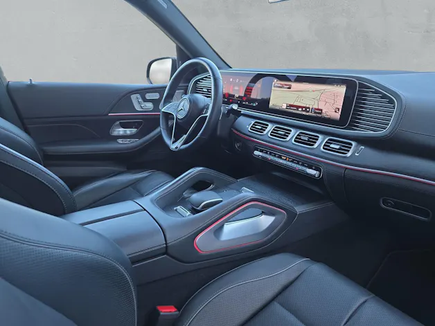MERCEDES-BENZ GLE 450 AMG Line 4matic (CH) AHK ** 7 Places **