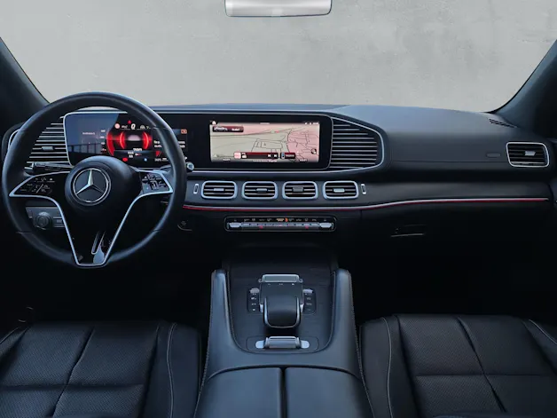 MERCEDES-BENZ GLE 450 AMG Line 4matic (CH) AHK ** 7 Places **