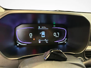 https://vehicle.imgix.net/4454582/a696e92b-61d8-4aba-978f-eba789cad85a.jpg