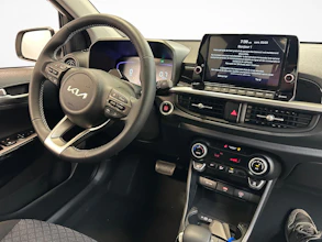 https://vehicle.imgix.net/4454582/afc81ea3-21c0-4839-9d18-6ef9f850f6d2.jpg