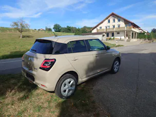 Suzuki Swift 1.2 Piz Sulai Hybrid 4x4