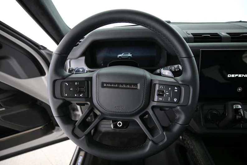 immagine del veicolo LAND ROVER DEFENDER