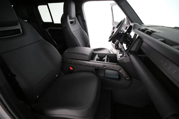 Land Rover Defender 110 4.4 V8 Octa