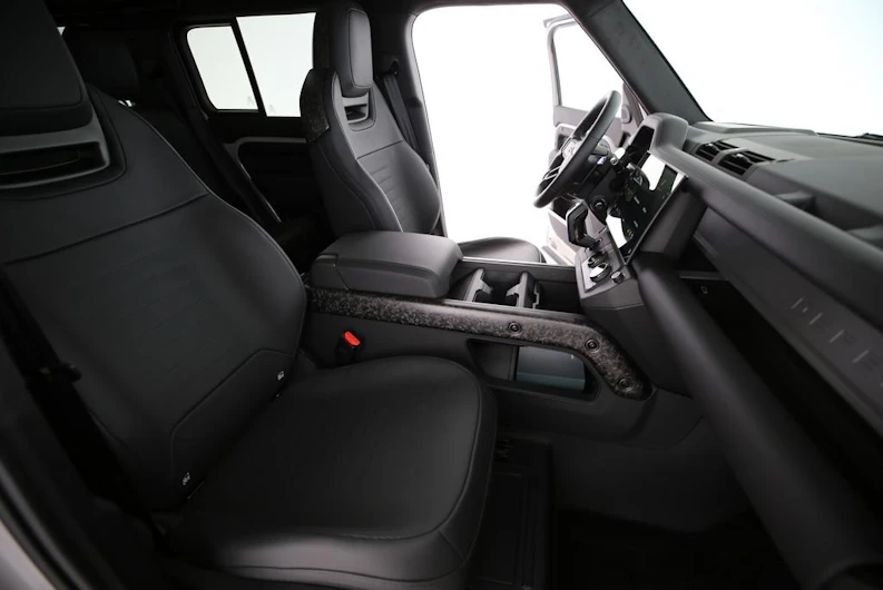 immagine del veicolo LAND ROVER DEFENDER