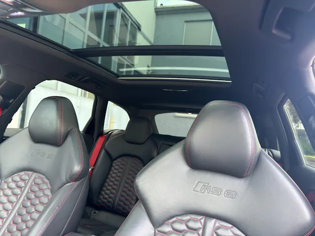 AUDI RS6 Avant 4.0 V8 TFSI quattro T-Tronic