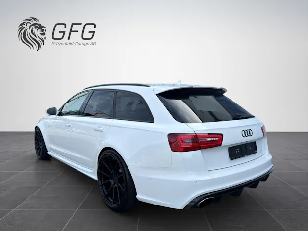 AUDI RS6 Avant 4.0 V8 TFSI quattro T-Tronic