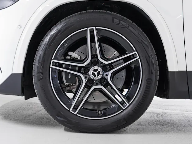 MERCEDES-BENZ GLA 250 4MATIC