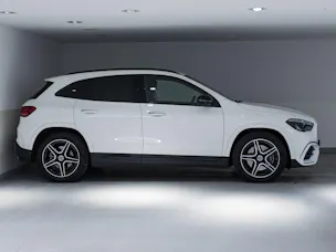 MERCEDES-BENZ GLA 250 4MATIC