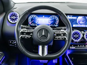 MERCEDES-BENZ GLA 250 4MATIC