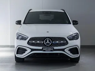 MERCEDES-BENZ GLA 250 4MATIC