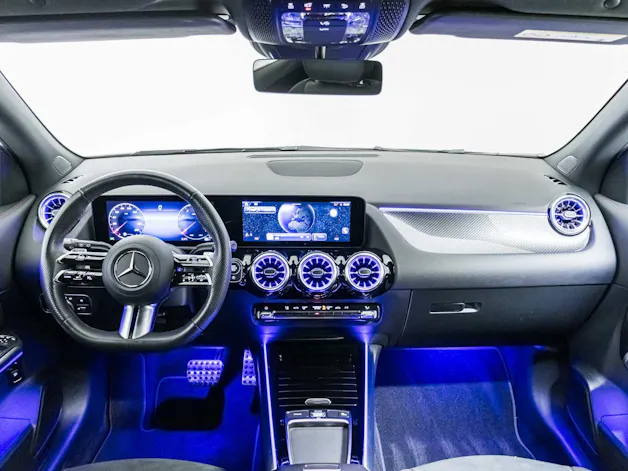 MERCEDES-BENZ GLA 250 4MATIC