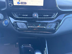 Fahrzeugbild TOYOTA C-HR 1.8 VVTi HSD Trend