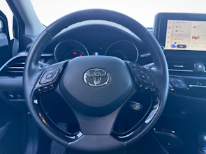 Fahrzeugbild TOYOTA C-HR 1.8 VVTi HSD Trend
