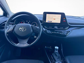 Fahrzeugbild TOYOTA C-HR 1.8 VVTi HSD Trend