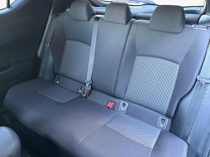 Fahrzeugbild TOYOTA C-HR