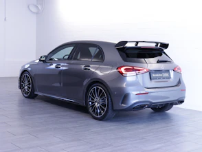 Fahrzeugbild MERCEDES-BENZ A 180 Night Star AMG Line