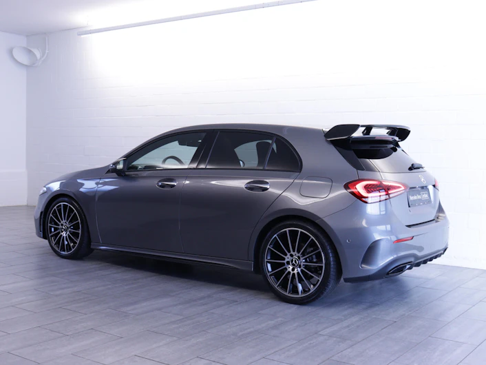 Fahrzeugbild MERCEDES-BENZ A 180