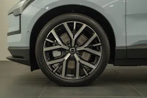VOLVO EX30 P8 Ultra AWD