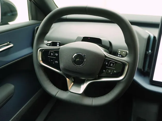 VOLVO EX30 E60 Core