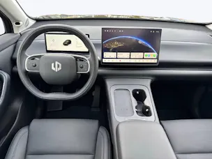 Leapmotor C10 EV AWD
