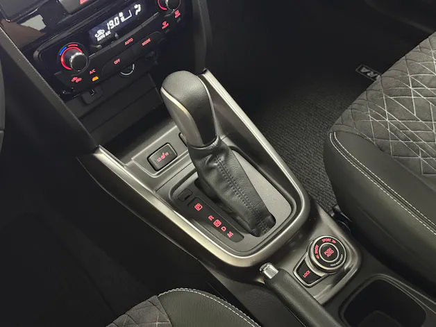 Suzuki Vitara 1.4 T Piz Sulai Top Hybrid 4x4