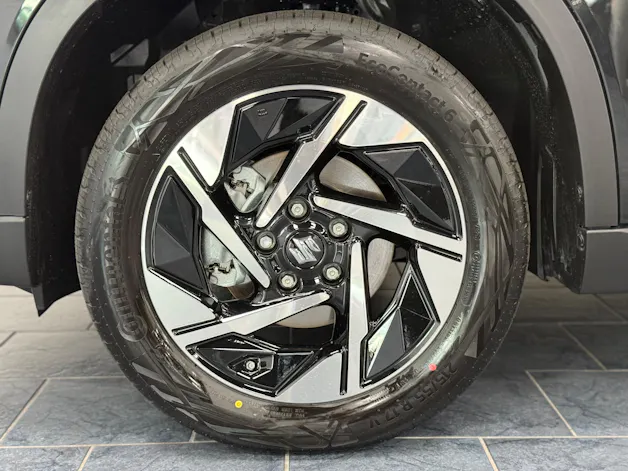 Suzuki Vitara 1.4 T Piz Sulai Top Hybrid 4x4
