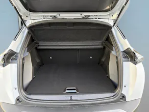 PEUGEOT 2008 1.2 Hybrid 145 GT Exclusive