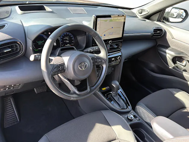 Toyota Yaris Cross 1.5 VVT-i HSD Premium AWD-i