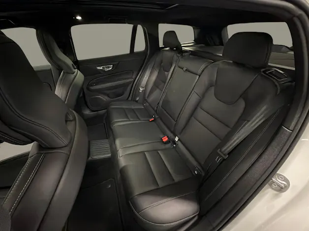 VOLVO V60 2.0 T6 TE Ultra Dark eAWD