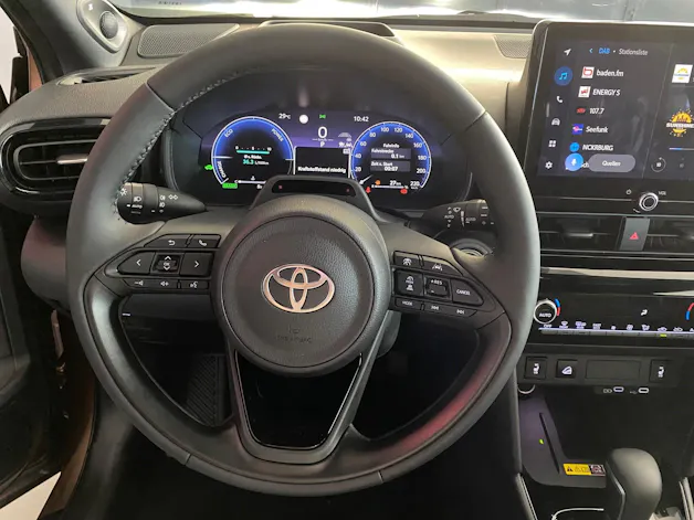 Toyota Yaris Cross 1.5 VVT-i HSD Premium AWD-i