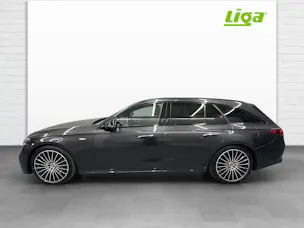 MERCEDES-BENZ E 300 de AMG Line 4Matic