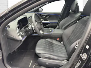 MERCEDES-BENZ E 300 de AMG Line 4Matic