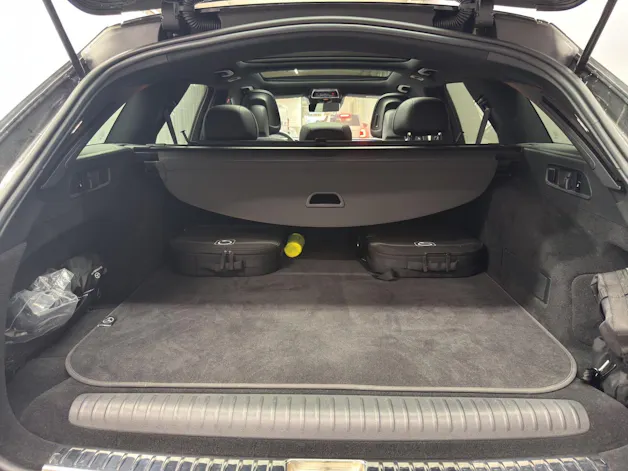 MERCEDES-BENZ E 300 de AMG Line 4Matic