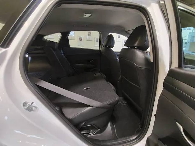 HYUNDAI Tucson 1.6 T-GDi PHEV Amplia 4WD