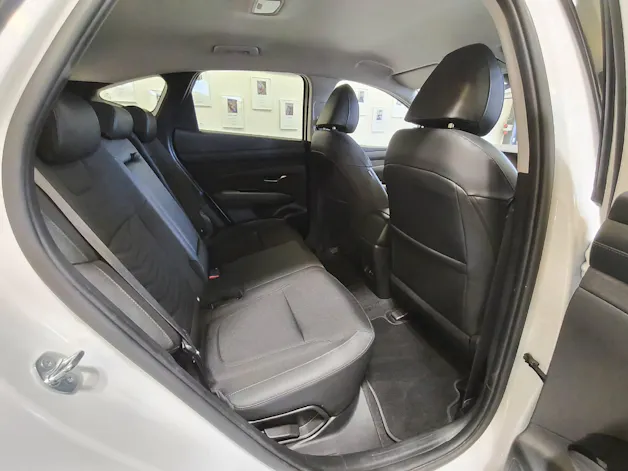 HYUNDAI Tucson 1.6 T-GDi PHEV Amplia 4WD