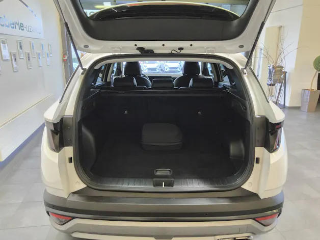 HYUNDAI Tucson 1.6 T-GDi PHEV Amplia 4WD