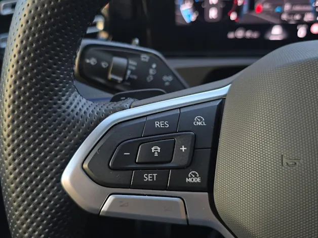 VW Tiguan 2.0 TSI R-Line DSG 4motion