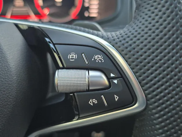 SKODA Karoq 2.0 TSI SportLine 4x4 DSG