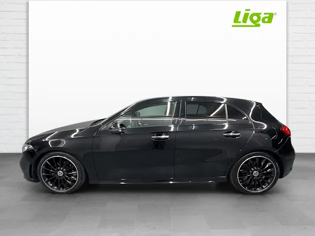 MERCEDES-BENZ A 200 AMG Line 4Matic