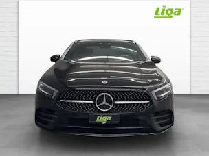 MERCEDES-BENZ A 200 AMG Line 4Matic
