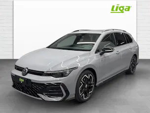 VW Golf VIII Variant 1.5 eTSI R-Line DSG