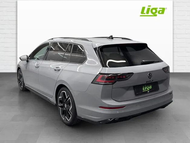 VW Golf VIII Variant 1.5 eTSI R-Line DSG