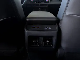 Subaru Uncharted eV Classic AWD