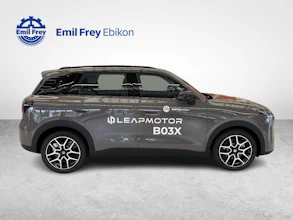https://vehicle.imgix.net/4455070/053ef71f-6e2a-44a3-aa91-a8baf13b768a.jpg
