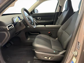 https://vehicle.imgix.net/4455070/624435f8-a3c3-4ae3-bf38-ef6134ad13e1.jpg