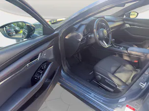 MAZDA 3 Hatchback 2.0 186 Homura