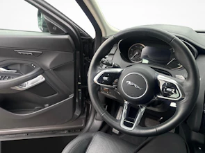 Fahrzeugbild JAGUAR E-Pace 2.0 I4 200 S AWD