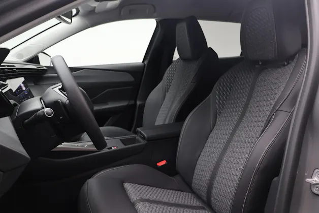 PEUGEOT 408 1.2 Hybrid Allure