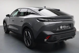 https://vehicle.imgix.net/4455089/e6b6d926-f899-441c-b205-03b65f8045a7.JPG